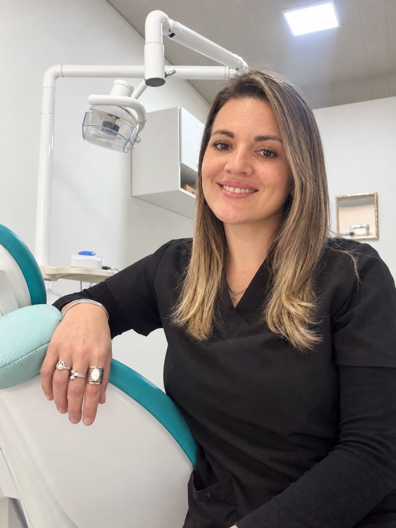 Dra. Florencia Chaine en el consultorio